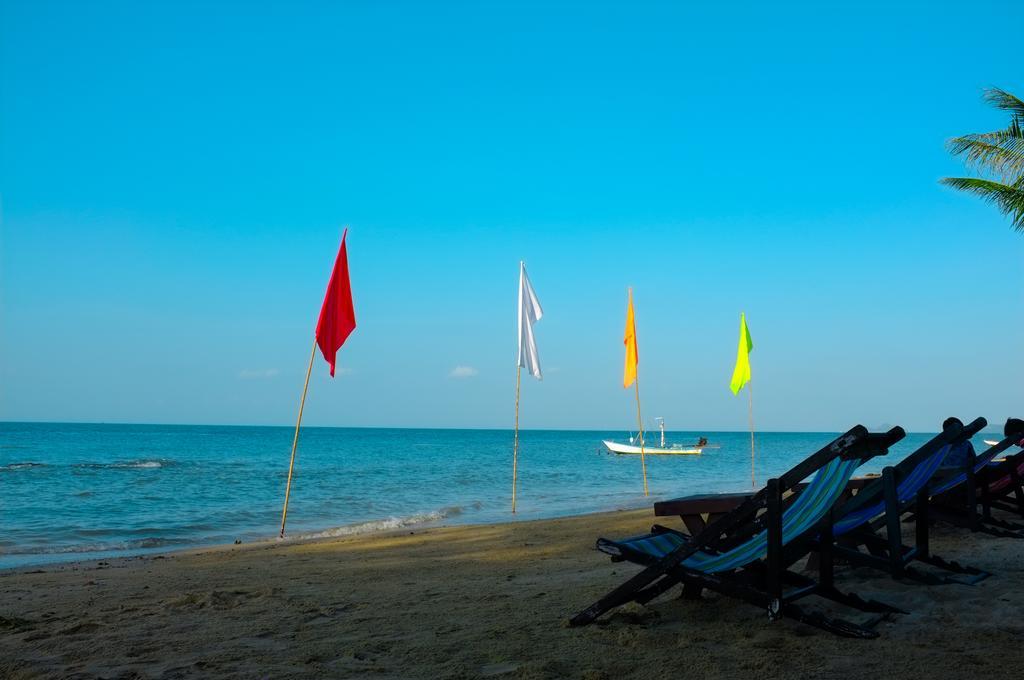 Thaniza Beachfront Resort ハード・リン エクステリア 写真